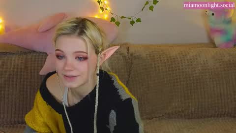 Mia   online show from March 12, 2025, 4:24 pm