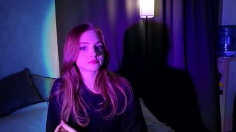 Maya online show from October 15, 2025, 7:14 pm