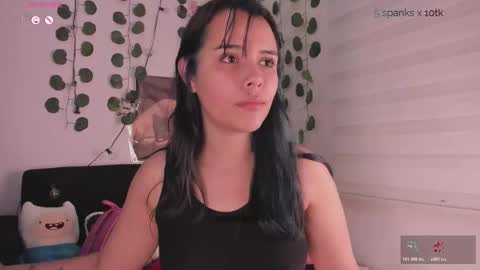 Snapshot of moonliight__ chatting on February 1, 2026, 12:09 am moonliight__ online show from February 1, 2026, 12:09 am