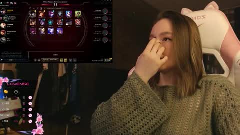 Katrin online show from December 15, 2025, 5:06 pm