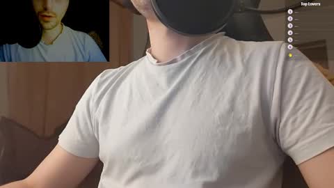 Moonsire online show from January 20, 2025, 6:32 pm