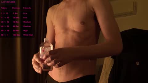 Moonsire online show from February 5, 2026, 3:11 am