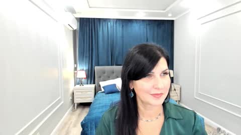 Ask me  online show from November 28, 2025, 3:53 am