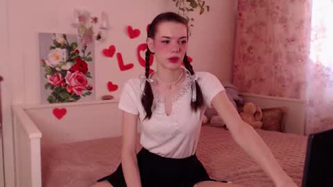 moore_alice online show from February 14, 2026, 2:03 pm