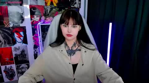 Morana online show from October 3, 2025, 2:08 am