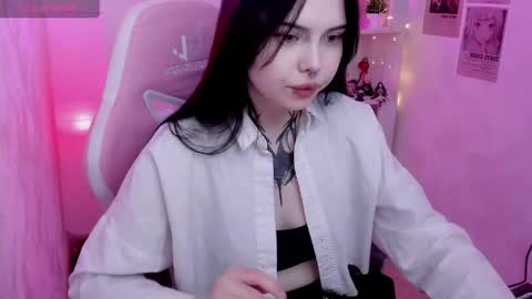 Snapshot of morana_batt chatting on May 5, 2026, 1:57 am Morana online show from May 5, 2026, 1:57 am