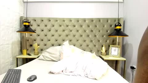 Snapshot of morenitodigno chatting on October 28, 2025, 7:16 pm Mmorenito online show from October 28, 2025, 7:16 pm