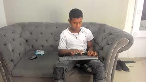 Snapshot of morenitodigno chatting on November 10, 2025, 7:02 pm Mmorenito online show from November 10, 2025, 7:02 pm