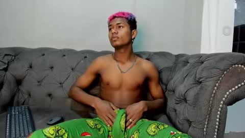 Snapshot of morenitodigno chatting on January 9, 2026, 7:04 pm Mmorenito online show from January 9, 2026, 7:04 pm