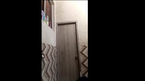 Carlos online show from April 12, 2026, 1:27 pm