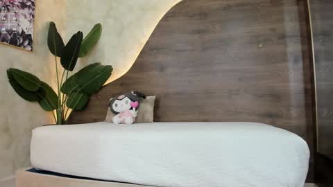  Morgan  online show from January 23, 2025, 6:14 pm