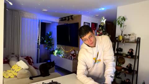   online show from November 29, 2025, 1:30 am