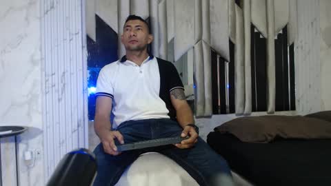 Snapshot of morganandmegan chatting on October 24, 2025, 11:17 am MORGAN AND MEGAN online show from October 24, 2025, 11:17 am