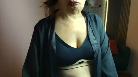 Snapshot of moriahstorm chatting on July 13, 2026, 1:47 pm Moriah online show from July 13, 2026, 1:47 pm