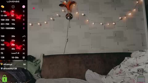 Snapshot of morimy chatting on December 18, 2024, 6:53 am Lisa 3 online show from December 18, 2024, 6:53 am