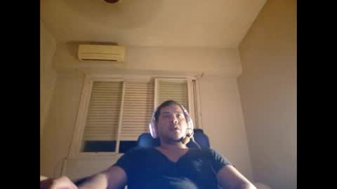 Snapshot of morocho777 chatting on March 7, 2025, 5:40 am Bruno online show from March 7, 2025, 5:40 am