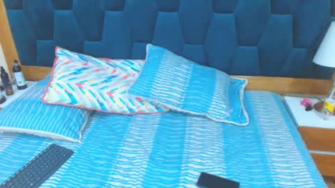 Snapshot of morrigan_luxus chatting on November 15, 2025, 1:29 pm morrigan_luxus online show from November 15, 2025, 1:29 pm