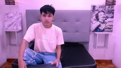 MORTELLE online show from November 11, 2025, 12:38 pm