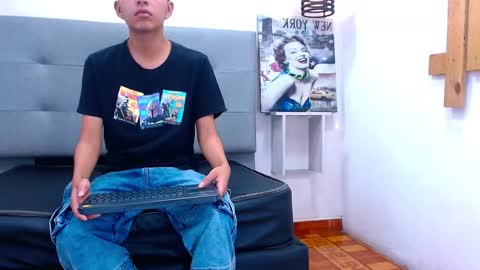 MORTELLE online show from November 12, 2025, 1:44 pm