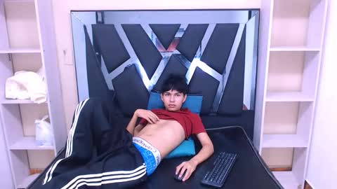 MORTELLE online show from December 1, 2025, 7:30 pm