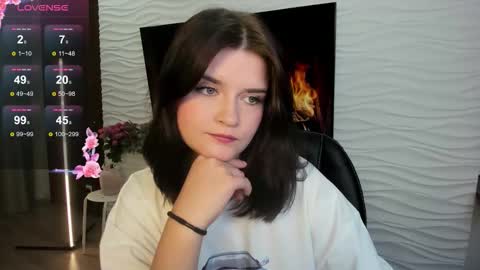 Snapshot of morygirl chatting on September 26, 2025, 1:26 pm mori online show from September 26, 2025, 1:26 pm