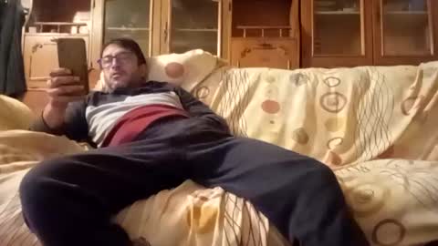 Snapshot of mospeleu chatting on December 23, 2024, 6:33 am Nomadu online show from December 23, 2024, 6:33 am