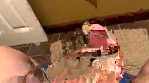 Snapshot of motomo12 chatting on December 1, 2024, 10:32 pm Henry online show from December 1, 2024, 10:32 pm