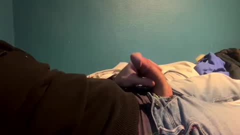 Snapshot of mouillelenos chatting on January 13, 2026, 2:44 pm CamO online show from January 13, 2026, 2:44 pm