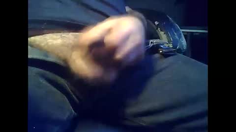 moule963 online show from February 19, 2025, 5:06 pm