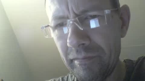 Snapshot of moviem1978 chatting on December 30, 2024, 10:10 am Frederik online show from December 30, 2024, 10:10 am