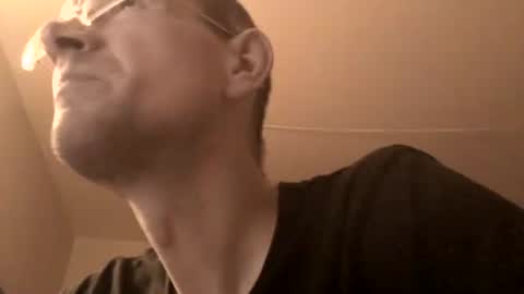 Snapshot of moviem1978 chatting on January 5, 2025, 4:59 pm Frederik online show from January 5, 2025, 4:59 pm