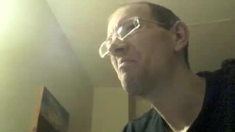 Snapshot of moviem1978 chatting on February 8, 2025, 7:05 pm Frederik online show from February 8, 2025, 7:05 pm