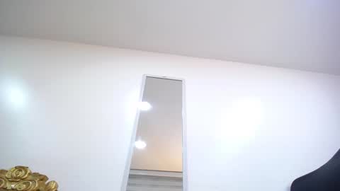 moxa hot online show from January 15, 2025, 2:06 am