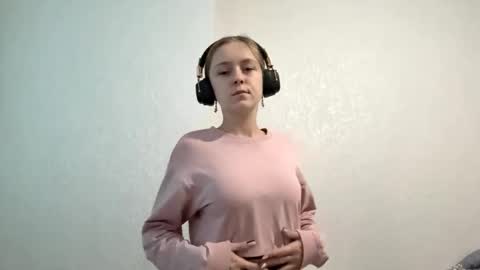 Jenny online show from December 16, 2025, 4:28 am