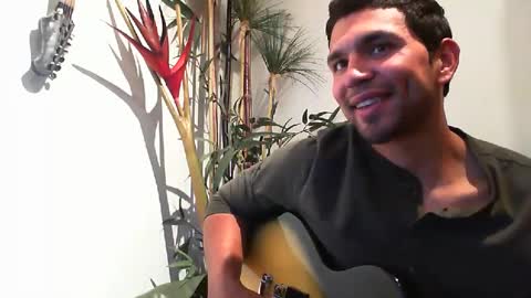 mr0reo_mx online show from December 22, 2024, 2:38 pm