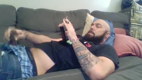 Snapshot of mr8plus chatting on February 28, 2025, 10:06 pm Mr8 online show from February 28, 2025, 10:06 pm