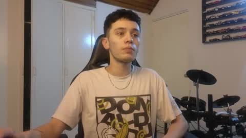 Snapshot of mr_andresr chatting on September 23, 2025, 1:30 am Andy online show from September 23, 2025, 1:30 am