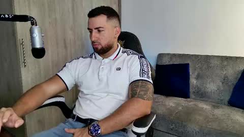 Snapshot of mr_david_cox chatting on February 13, 2025, 12:46 am David online show from February 13, 2025, 12:46 am