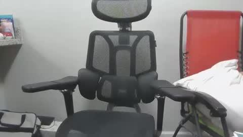 Diego69 online show from May 27, 2026, 2:52 am