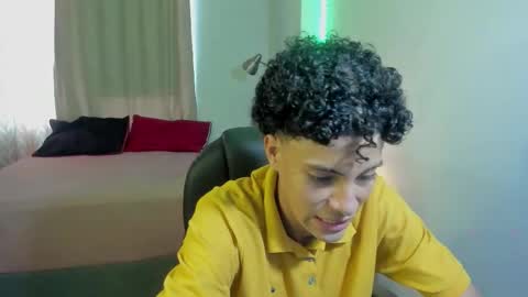 MISTER online show from January 5, 2026, 6:22 pm