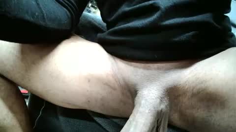 Snapshot of mr_earl chatting on December 20, 2025, 10:39 pm mr_earl online show from December 20, 2025, 10:39 pm