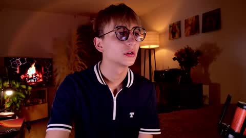 Mr Evans online show from September 21, 2025, 2:51 pm