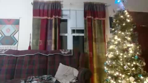 Snapshot of mr_happy12 chatting on December 21, 2024, 3:03 am mr_happy12 online show from December 21, 2024, 3:03 am