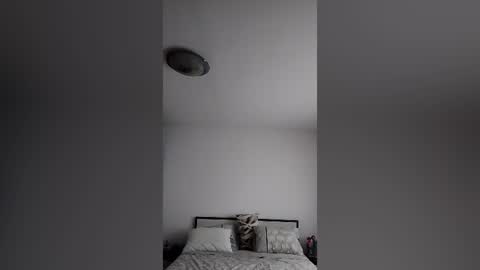 mr_i_ online show from July 2, 2026, 6:08 am