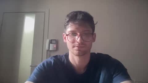 Snapshot of mr_ketzaly69 chatting on May 8, 2026, 12:43 pm Johnny online show from May 8, 2026, 12:43 pm