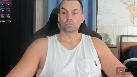 Snapshot of mr_mac69 chatting on November 19, 2025, 6:52 pm Cam online show from November 19, 2025, 6:52 pm