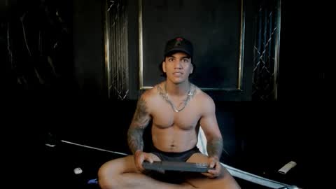 Snapshot of mr_maximo chatting on December 5, 2025, 8:27 pm mr_maximo online show from December 5, 2025, 8:27 pm