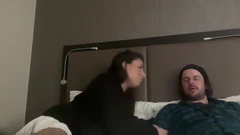 Mr  Mrs Glitter online show from February 25, 2026, 5:50 am