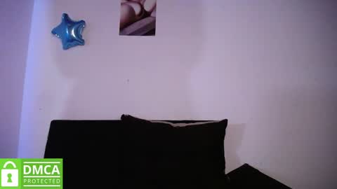 Snapshot of mr_mrscurie chatting on February 14, 2025, 1:23 am Mr  Mrs Curie online show from February 14, 2025, 1:23 am