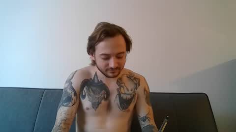 mr_nightfall online show from December 5, 2025, 8:38 pm